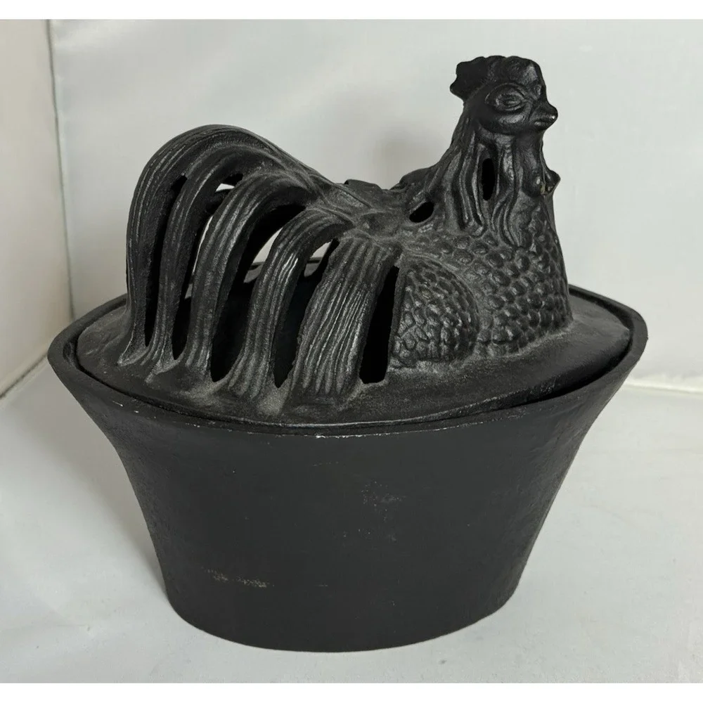 VTG Cast Iron Rooster Humidifier Steamer Roaster Coal/Wood Stove Chicken 1 Quart
